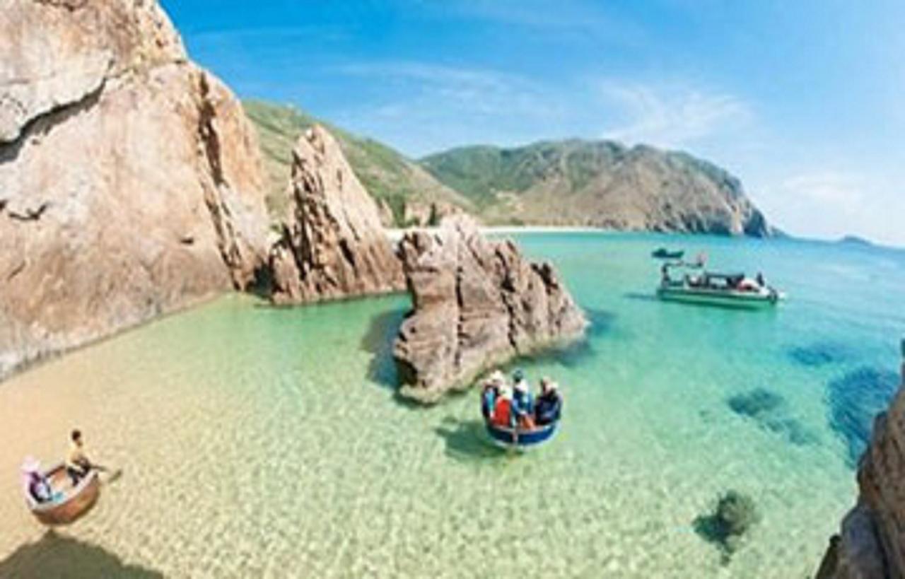 Dong Phuong Quy Nhon Hotel Esterno foto